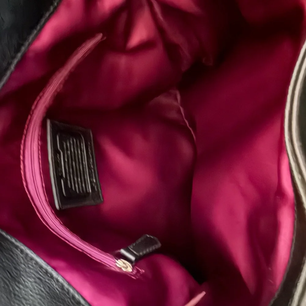 COACH Black CC & Leather Shoulder Purse - Picture 8 of 8